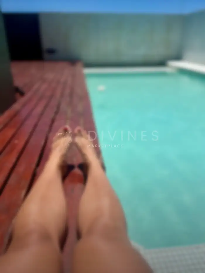 Photos de pieds sur-mesure / demandes